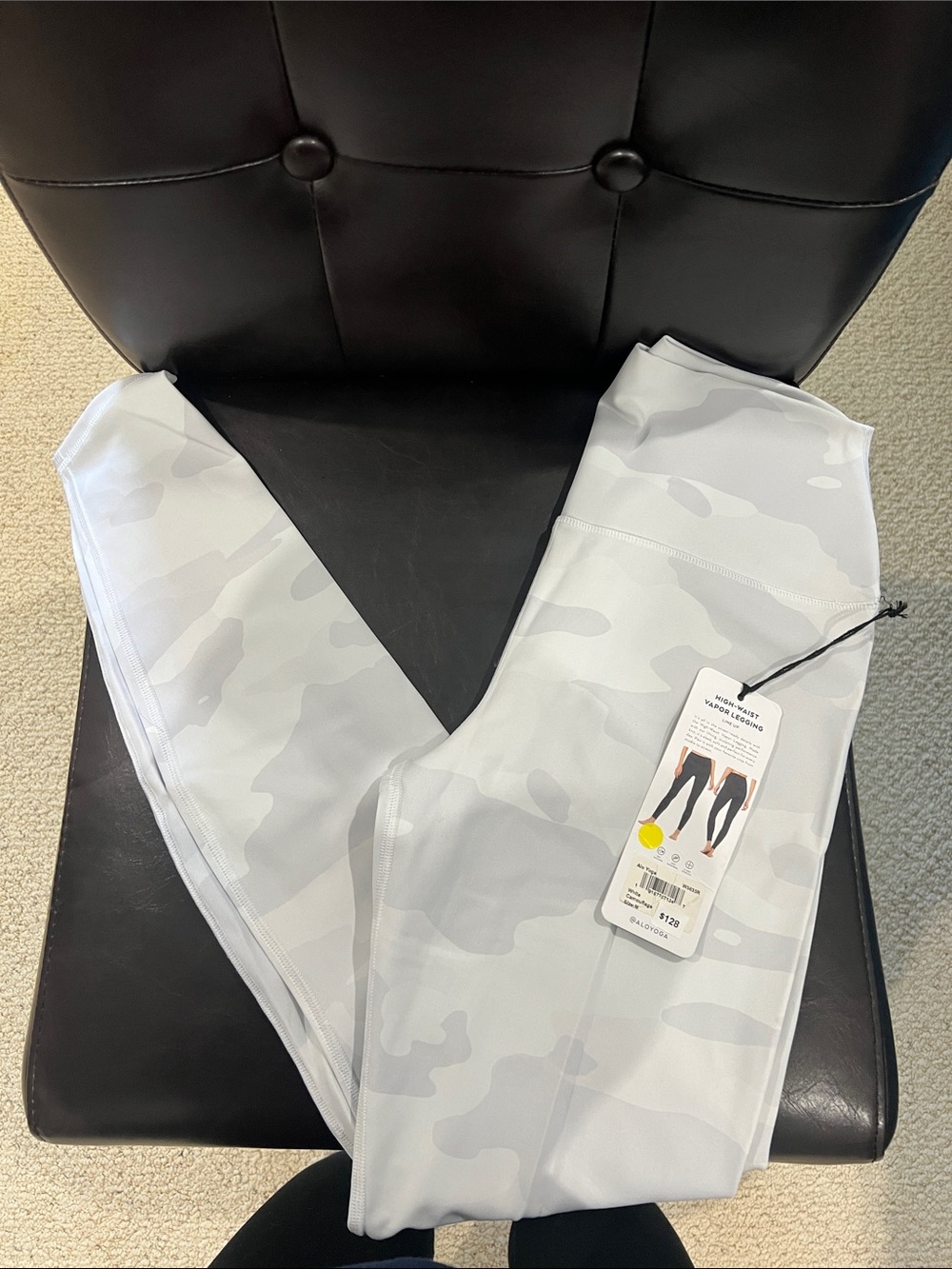 Alo Light Gray Camo Leggings - Athletic Activewear